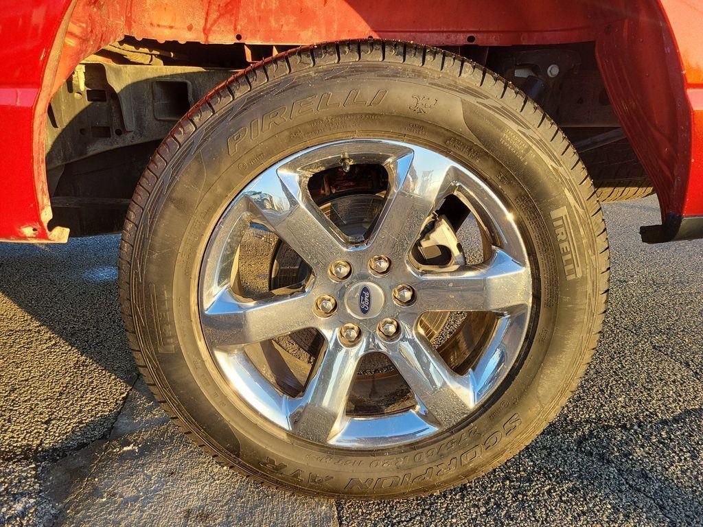 Used 2023 Red Ford Lariat image 32