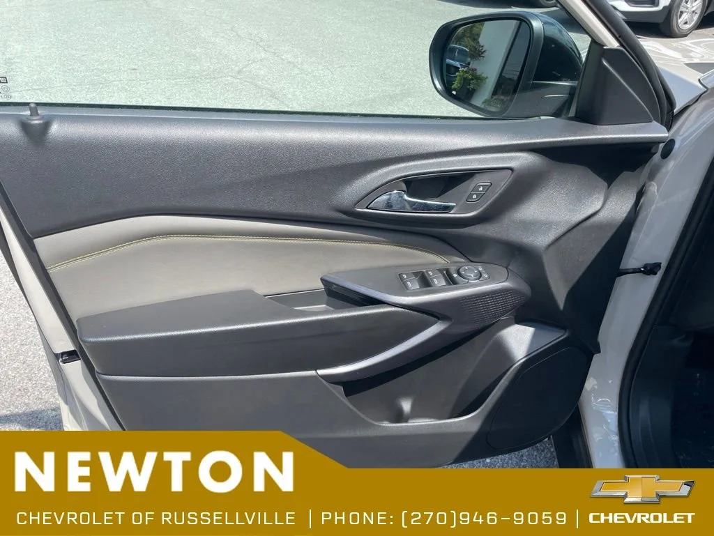 2026 Chevrolet Trax Activ - Photo 8