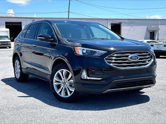 2024 Ford Edge Titanium AWD's photo