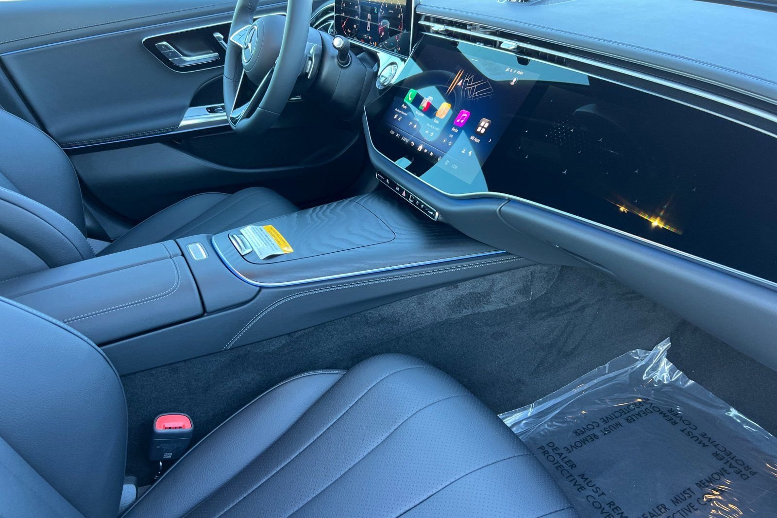 New 2026 MANUFAKTUR Alpine Grey Mercedes-Benz E 350 image 17