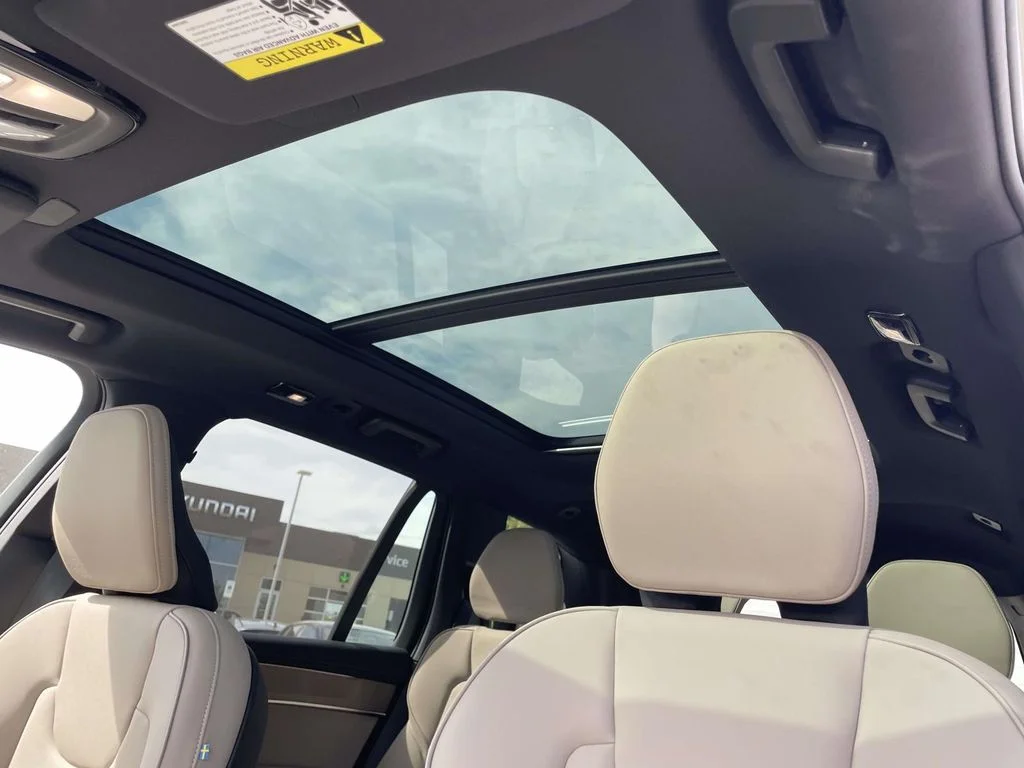 New 2026 Crystal White Volvo Plus image 9