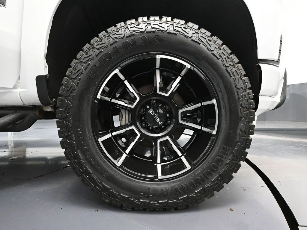 2021 Chevrolet Silverado 1500 RST - Photo 18