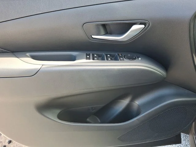 New 2026 Gray Hyundai SEL Premium image 9