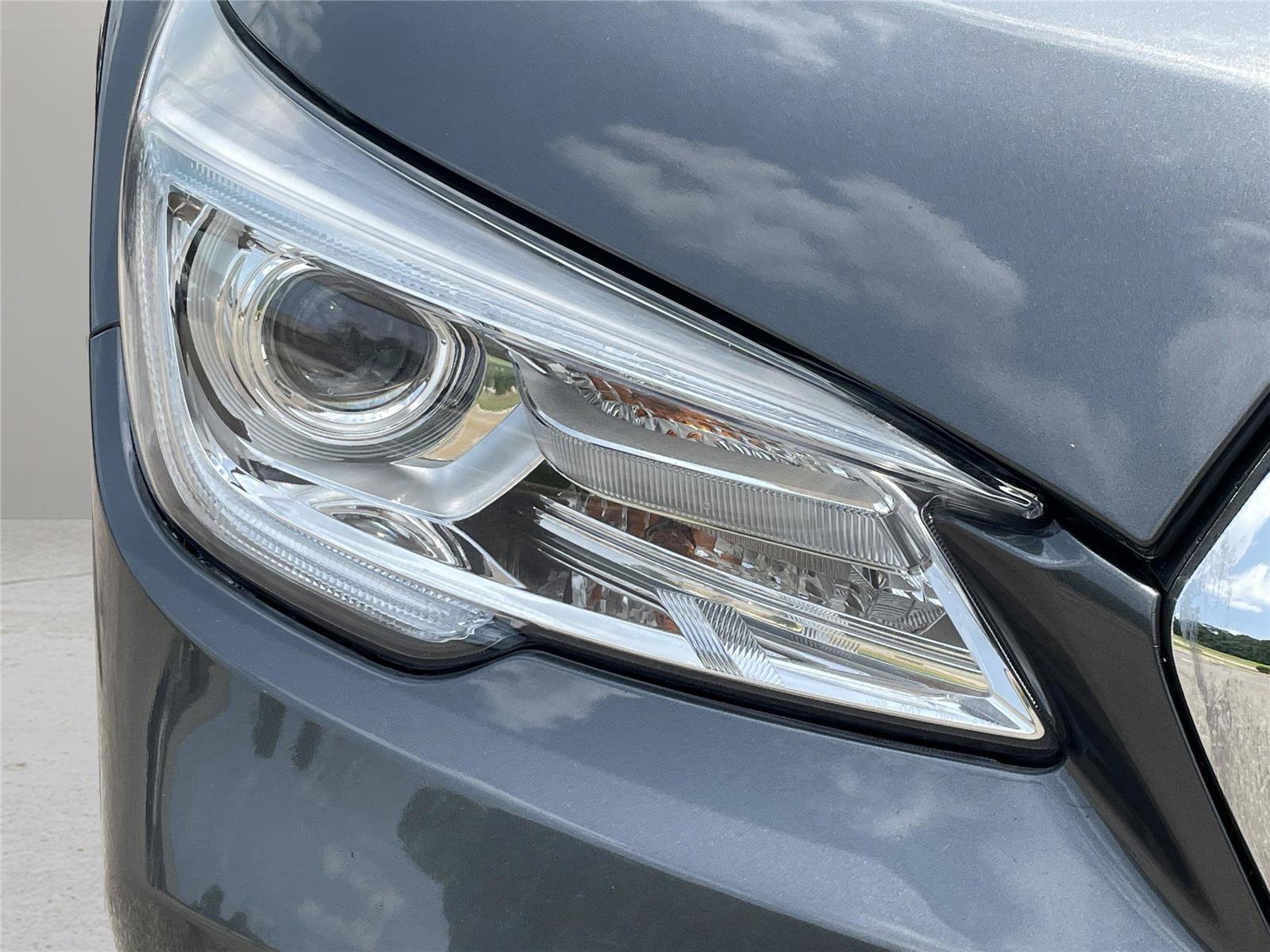 Used 2021 Magnetite Gray Metallic Subaru  image 5