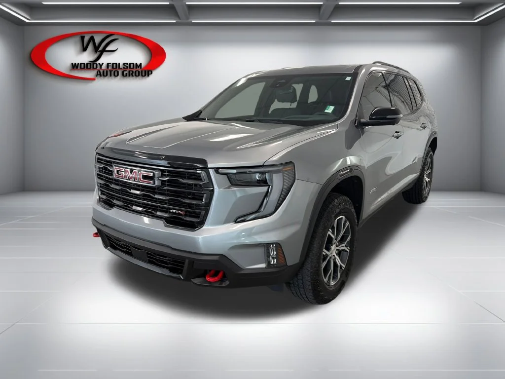 Used 2025 Silver GMC AT4 image 3