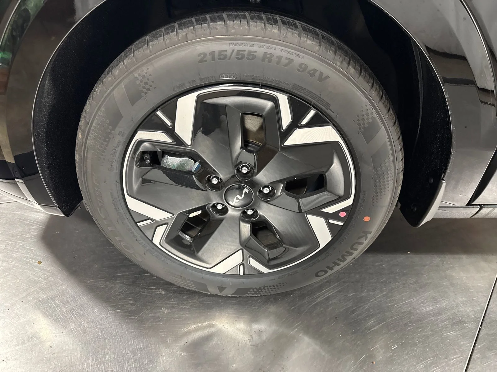 New 2026 Aurora Black Pearl Kia Wave image 2