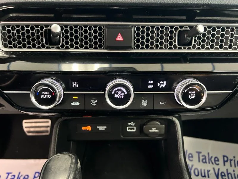 Used 2023  Honda Sport image 29