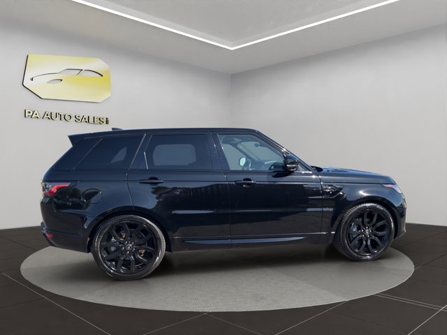 Used 2022 Black Land Rover HSE Silver Edition image 8