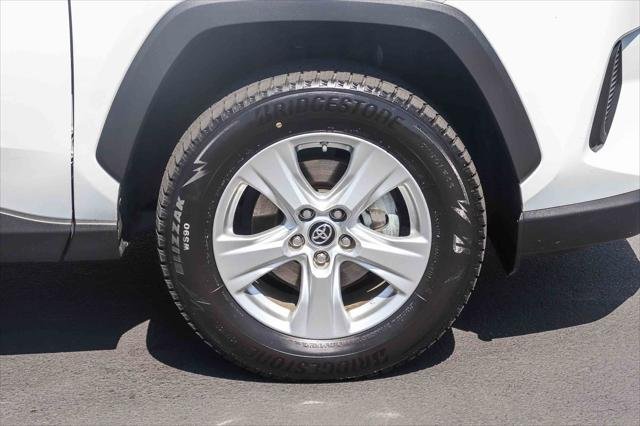 Certified Used 2020 ICE CAP Toyota  image 11