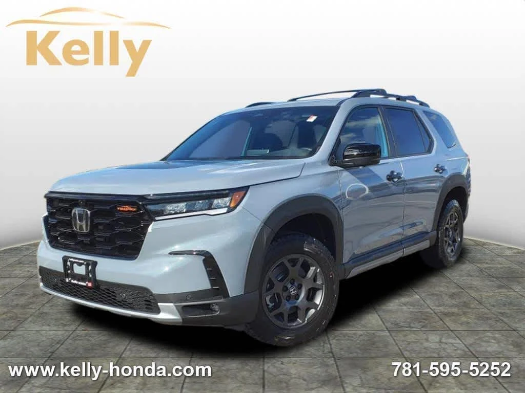 2025 Honda Pilot TrailSport AWD's photo