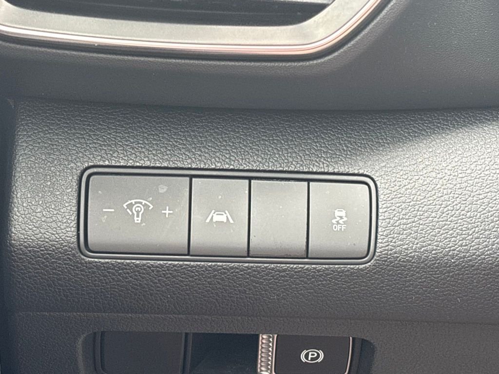 Used 2021 Black Hyundai SEL image 20