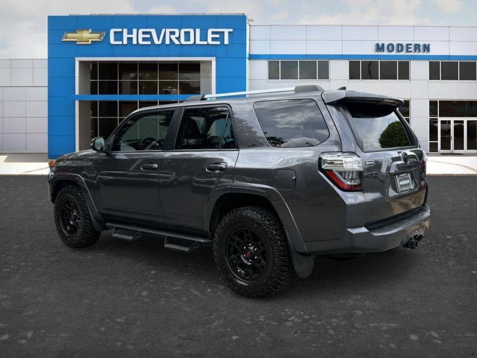 Used 2022 Magnetic Gray Metallic Toyota SR5 Premium image 3