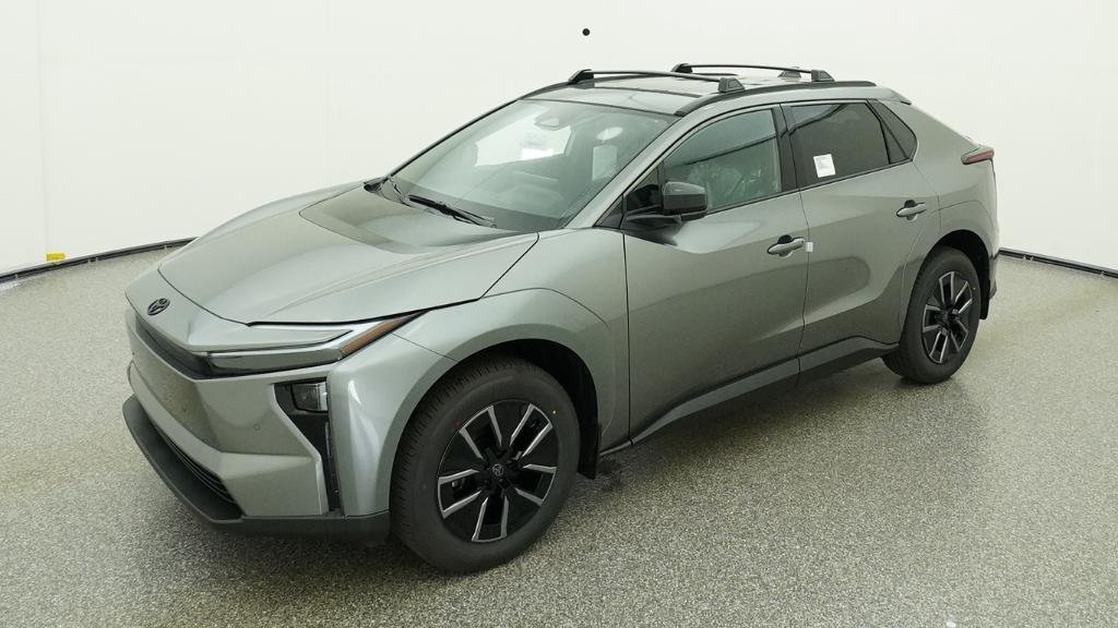 New 2026 Heavy Metal Toyota XLE image 33