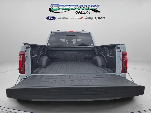 New 2025 Space White Metallic Ford XLT image 30