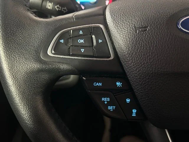 Used 2019 Sea Green Ford SEL image 14