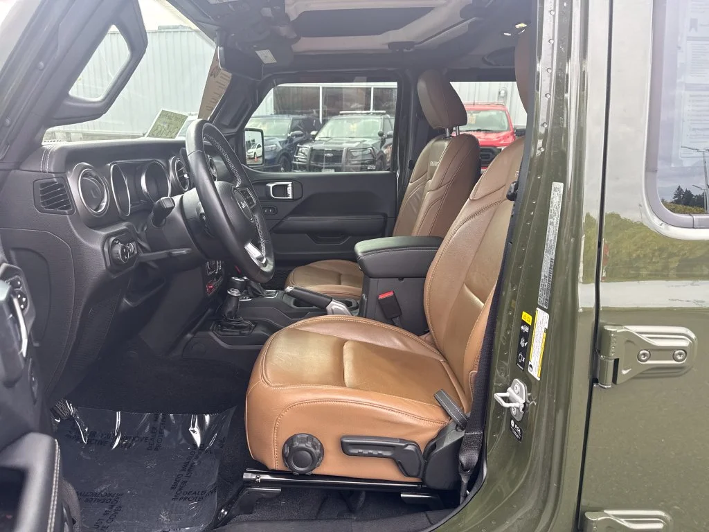 Certified Used 2022 Green Jeep Rubicon image 5