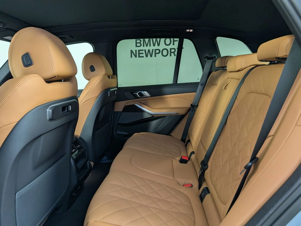 New 2026 Brooklyn Grey Metallic BMW xDrive40i image 13