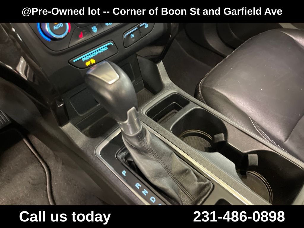 Used 2017 White Ford Titanium image 26