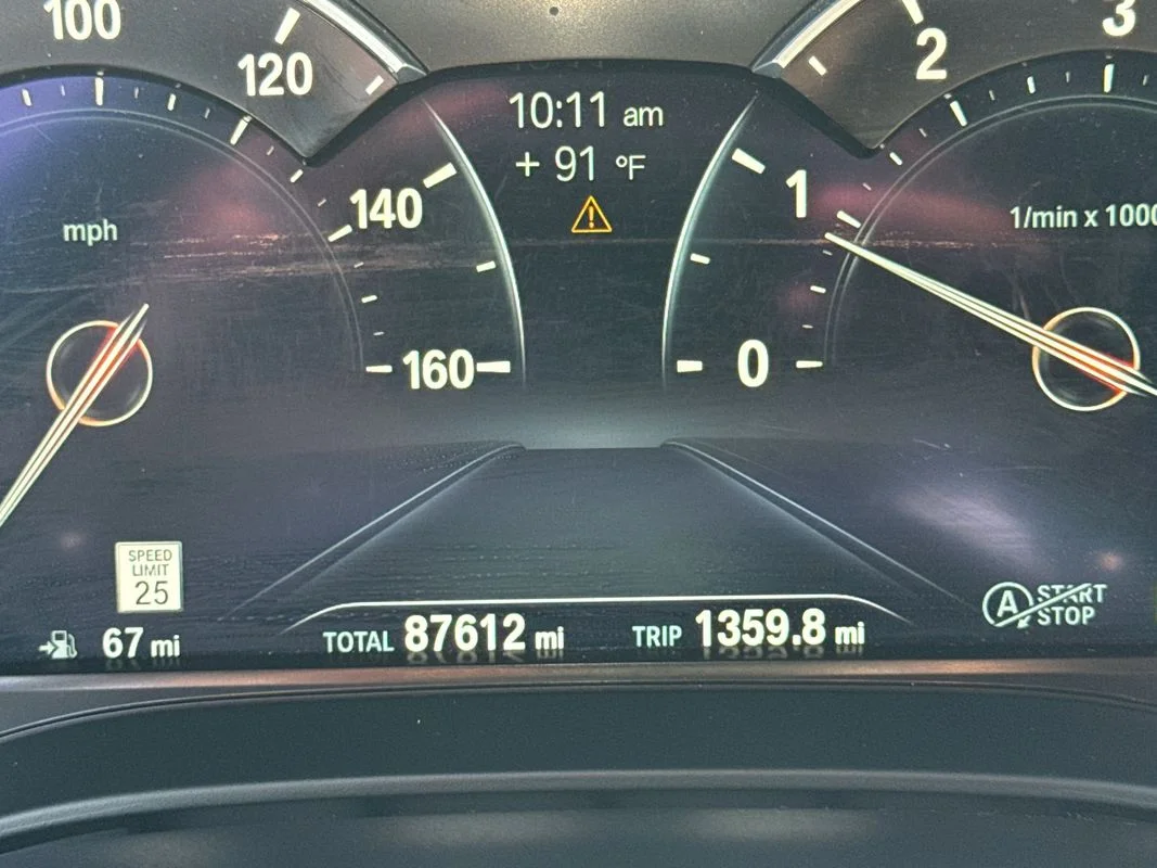 Used 2019 Black BMW xDrive image 8