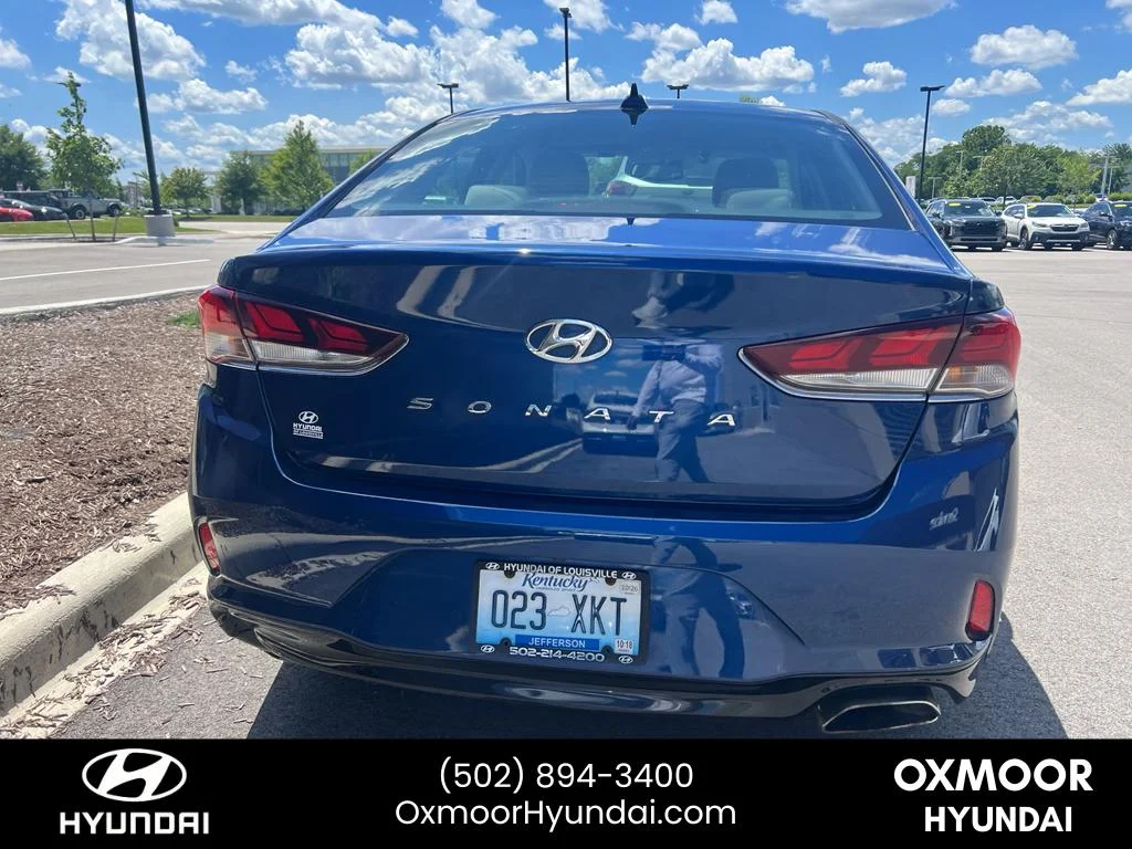 Used 2018 Lakeside Blue Hyundai SEL image 11