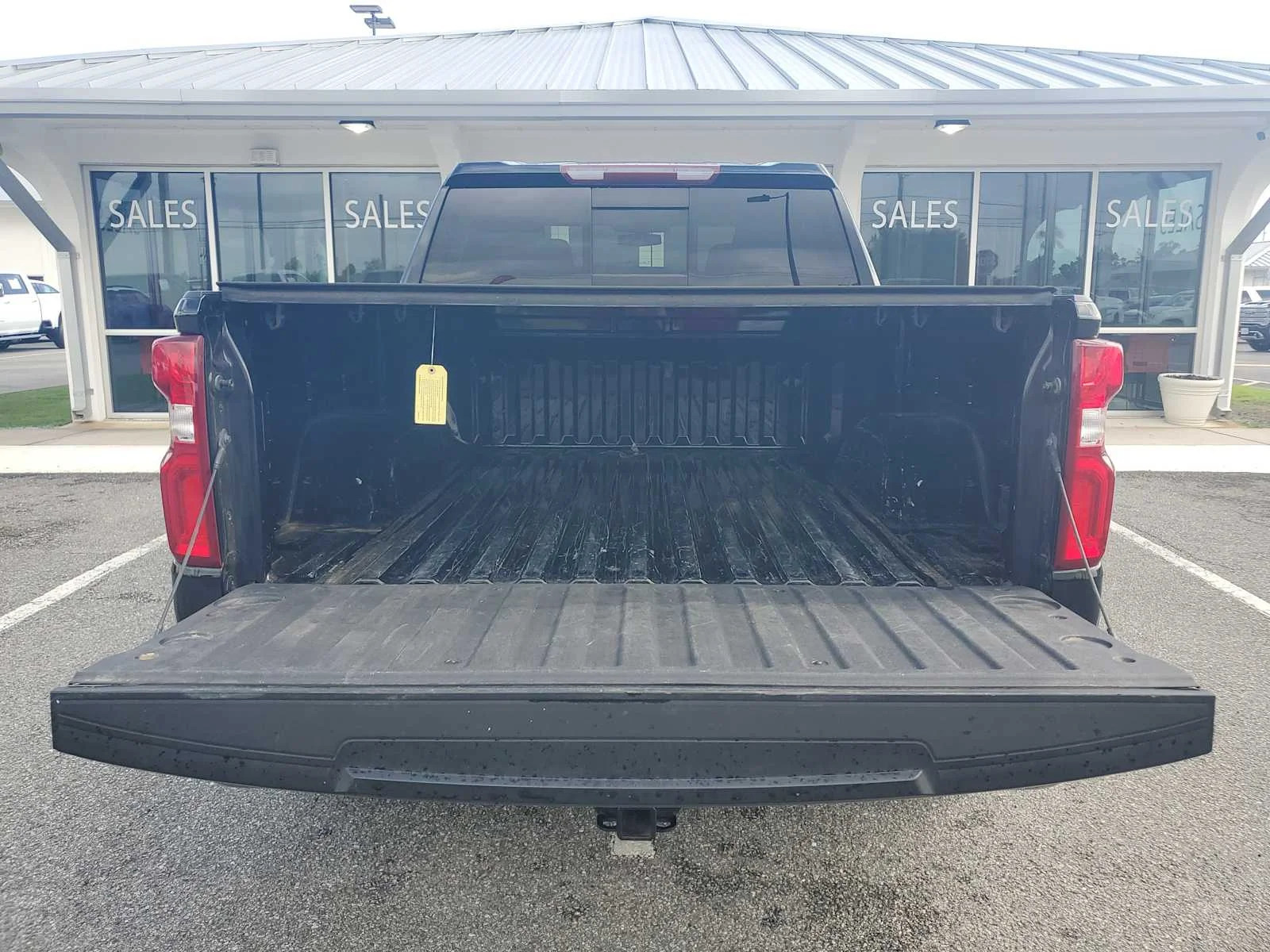 Used 2019 BLACK Chevrolet RST image 5
