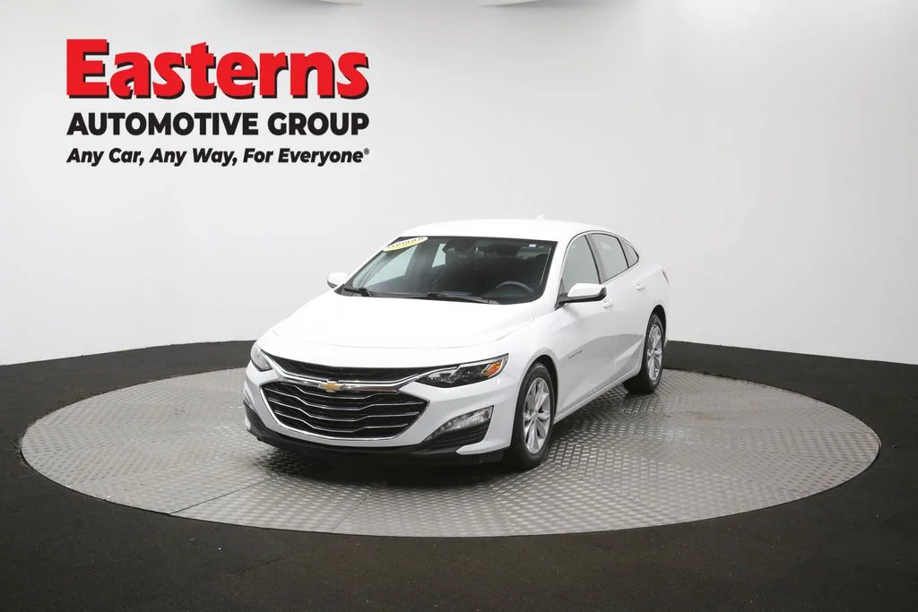 Used 2025 White Chevrolet LT image 55