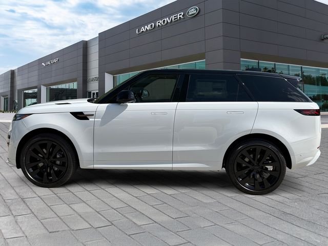 New 2026 Fuji White Land Rover Dynamic SE image 2