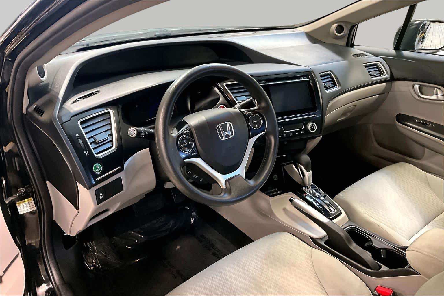 Used 2015 Alabaster Silver Metallic Honda EX image 12