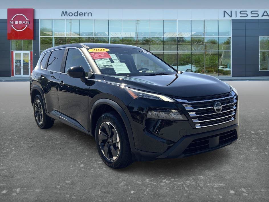 Certified Used 2025 Super Black Nissan SV image 3