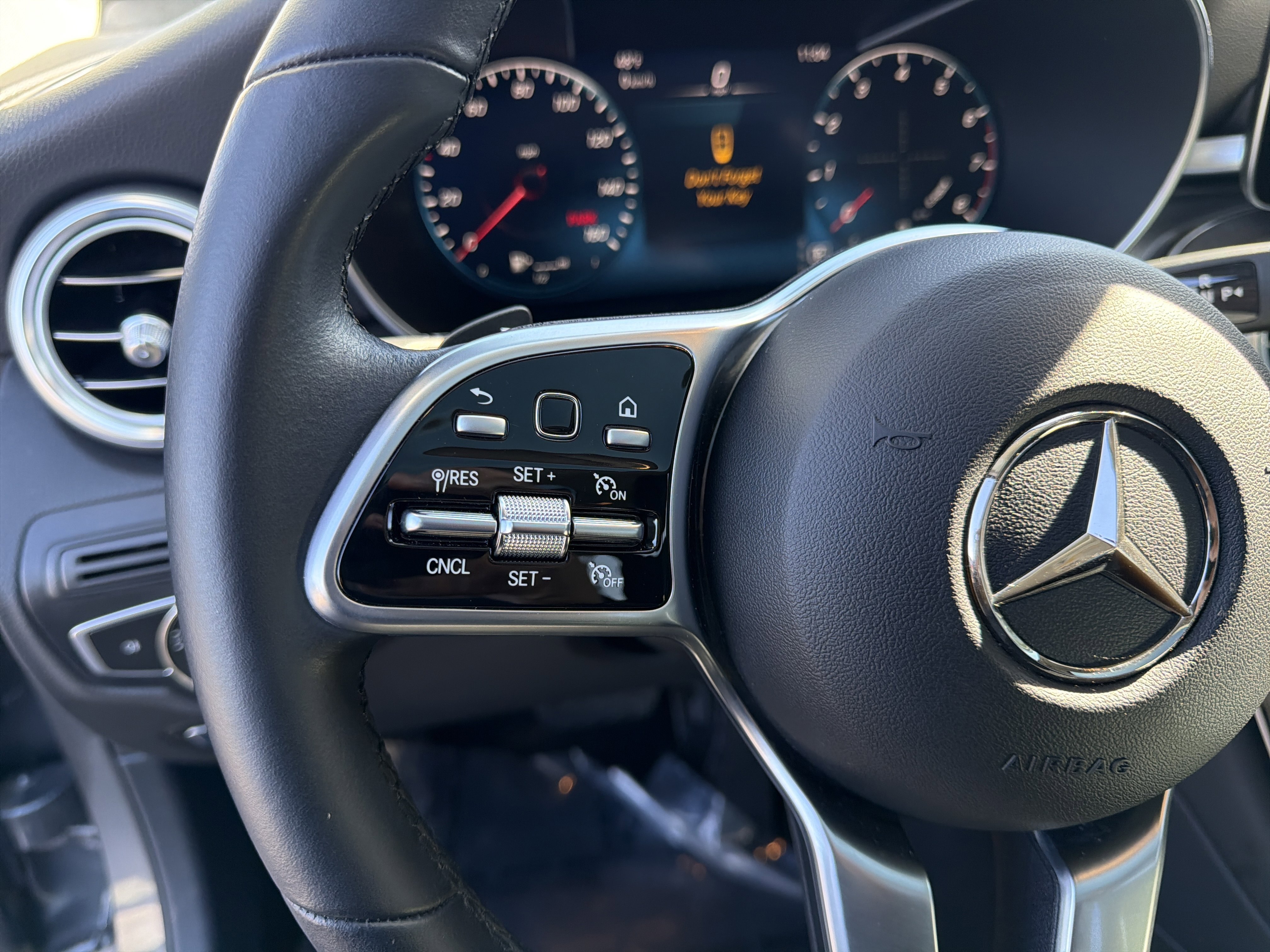 Used 2022 Selenite Grey Metallic Mercedes-Benz 300 image 16