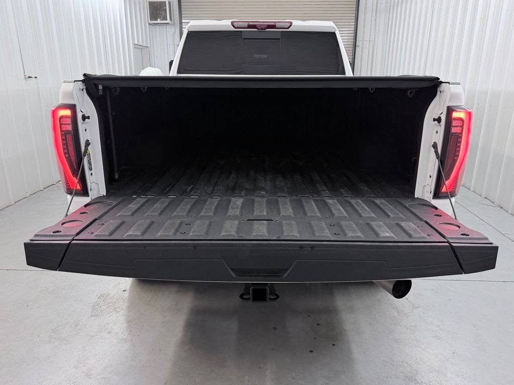Used 2024 White GMC AT4 image 45