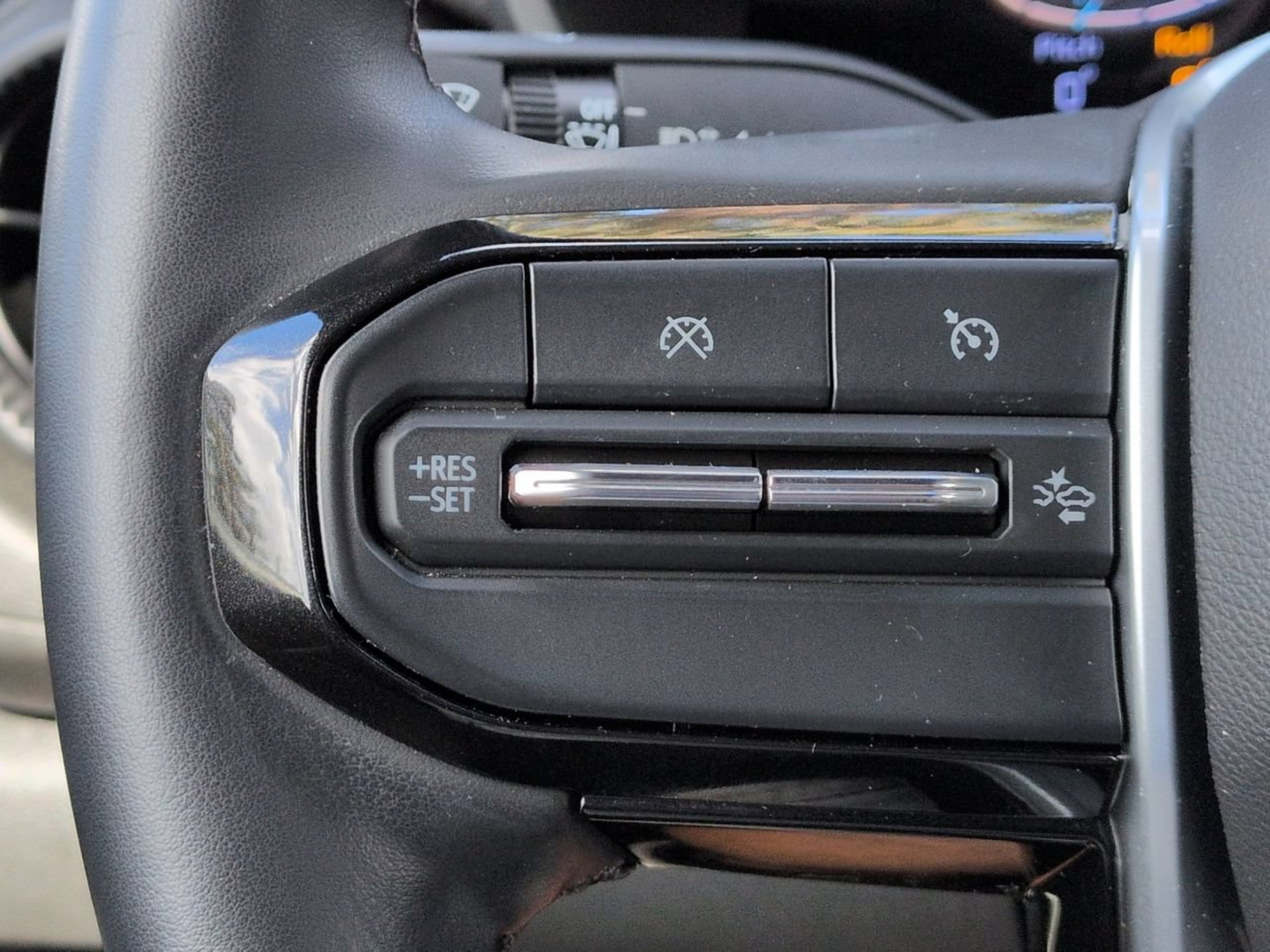 Used 2025 Harvest Bronze Metallic Chevrolet Trail Boss image 29