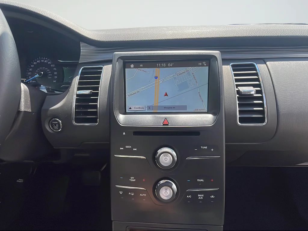 Used 2019 White Ford SEL image 20