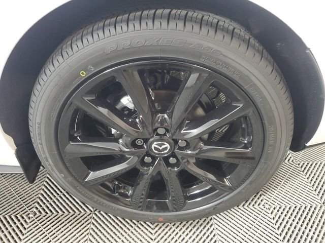 New 2026 Snowflake White Pearl Mazda 2.5 S Carbon Edition AWD image 10