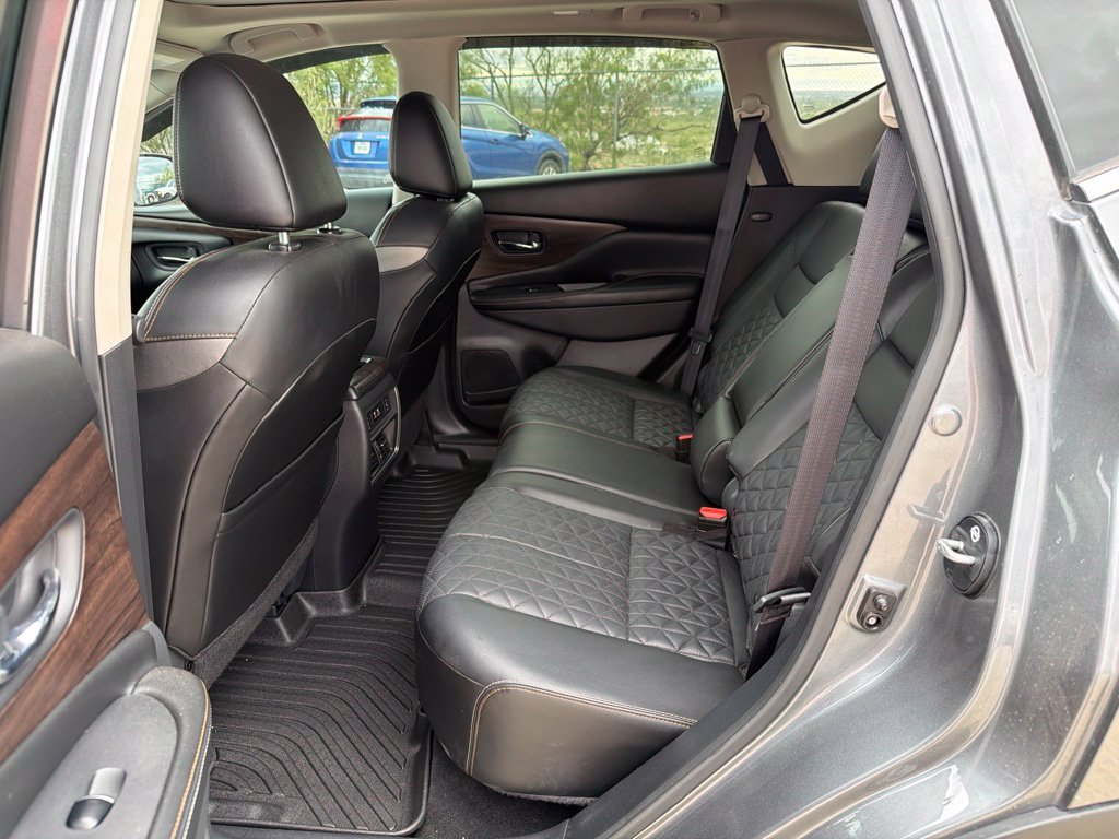 Used 2024 Gray Nissan Platinum image 12