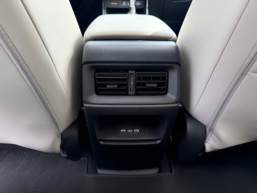 Used 2024 White Honda EX-L image 12