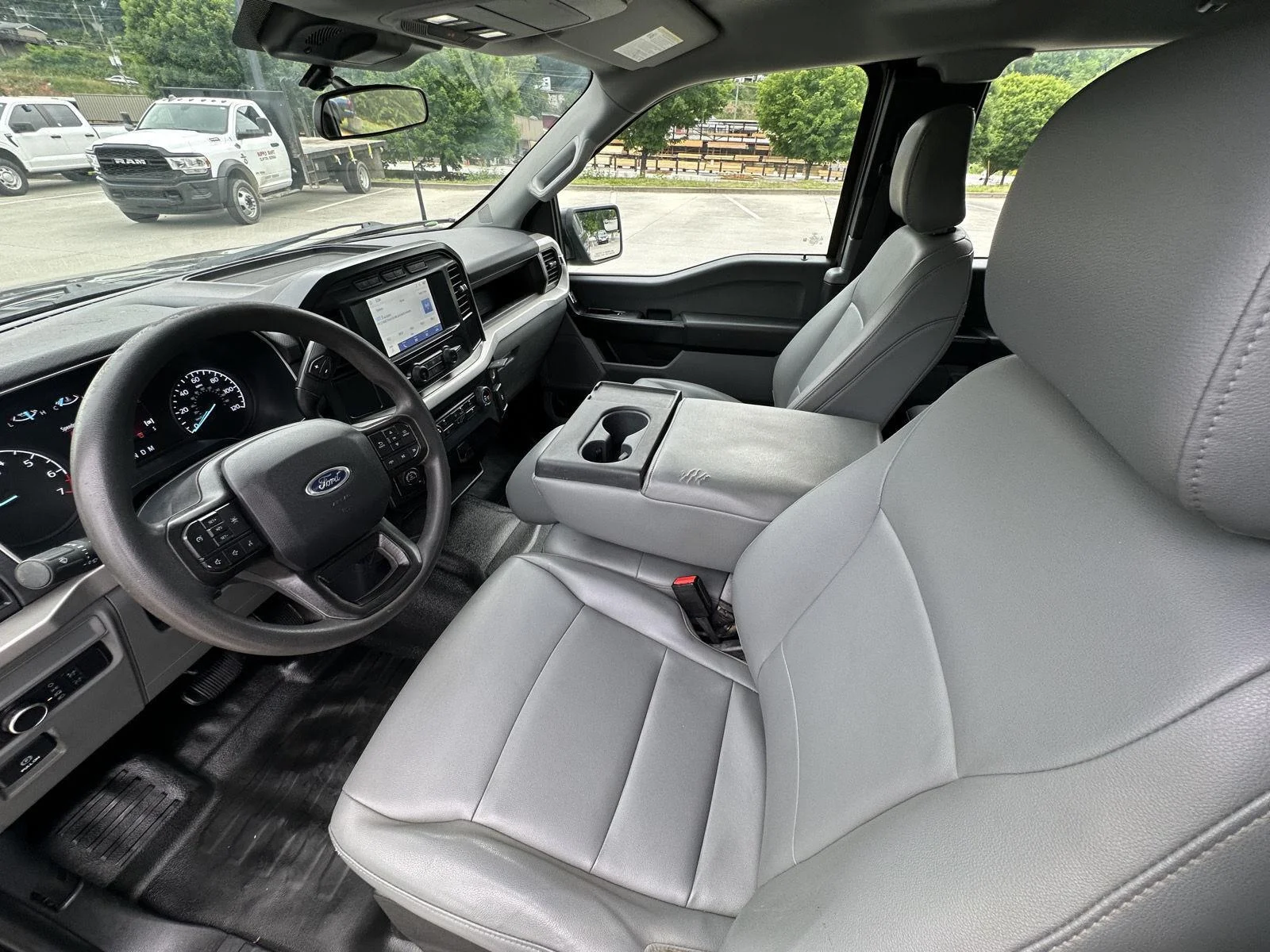 Used 2022 Stone Gray Metallic Ford XL image 10