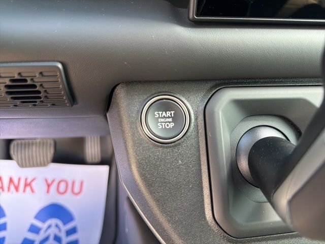 2025 Land Rover Defender S - Photo 30