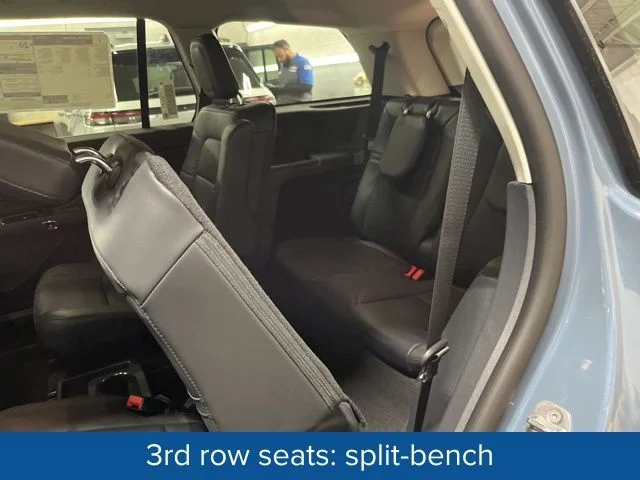 New 2026 Whisper Blue Metallic Clearcoat Lincoln Premiere® image 40