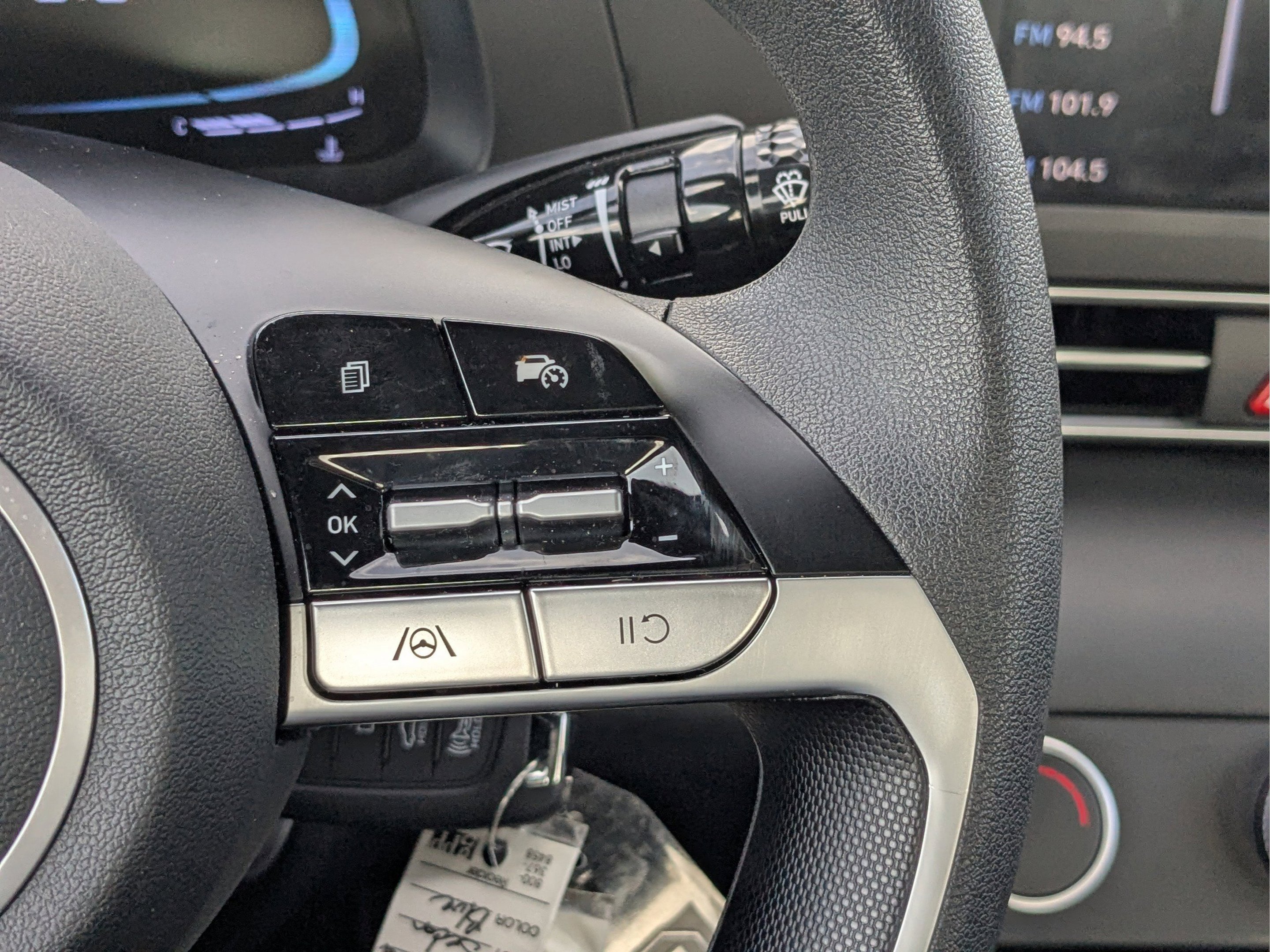 Certified Used 2025 Intense Blue Hyundai SE image 24