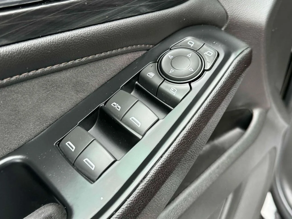 2023 Chevrolet Traverse High Country - Photo 19