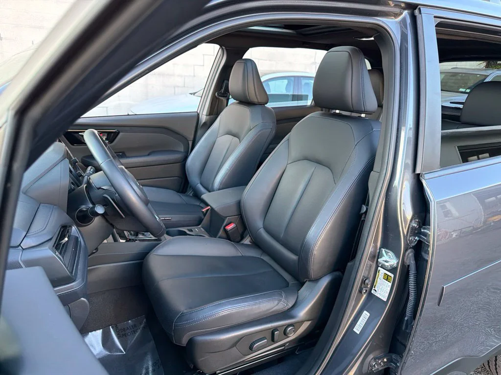 Used 2025 Gray Subaru Limited image 29