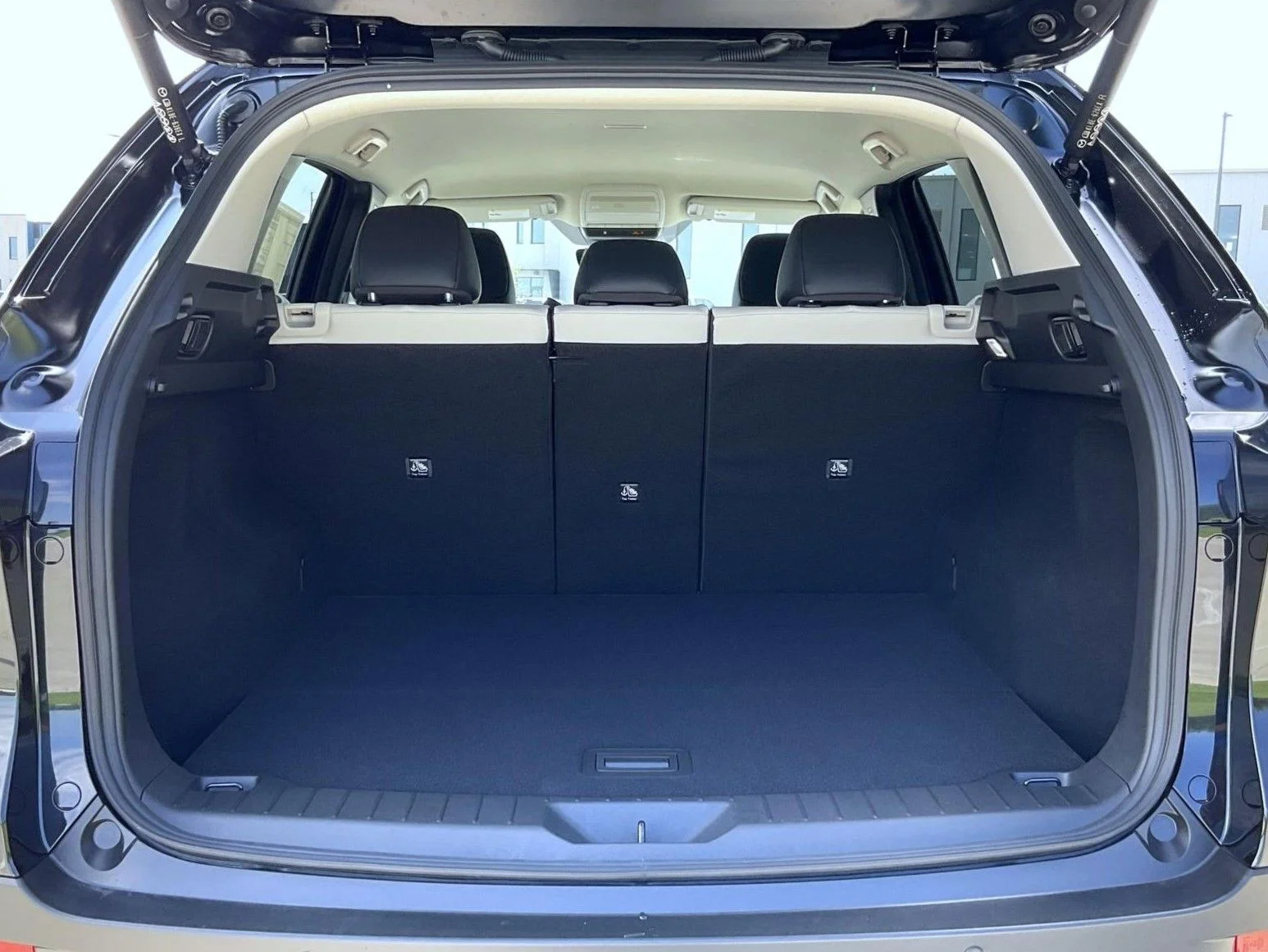 New 2026 Jet Black Mica Mazda 2.5 S Preferred AWD image 23