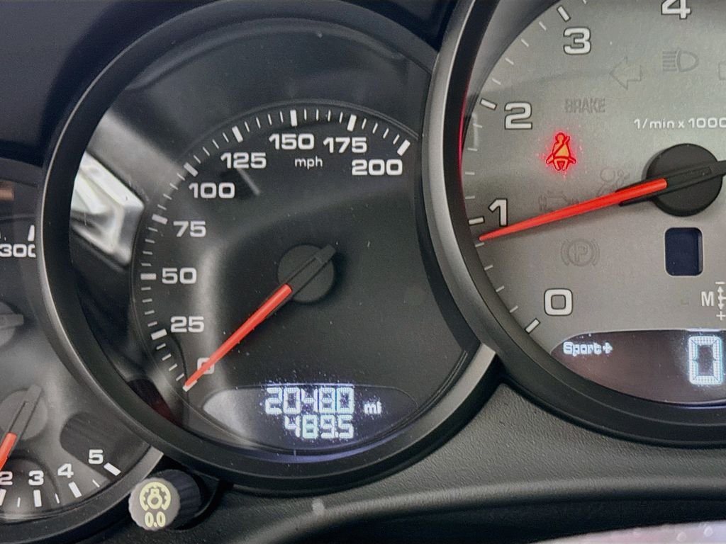 Certified Used 2018 White Porsche Carrera 4S image 13