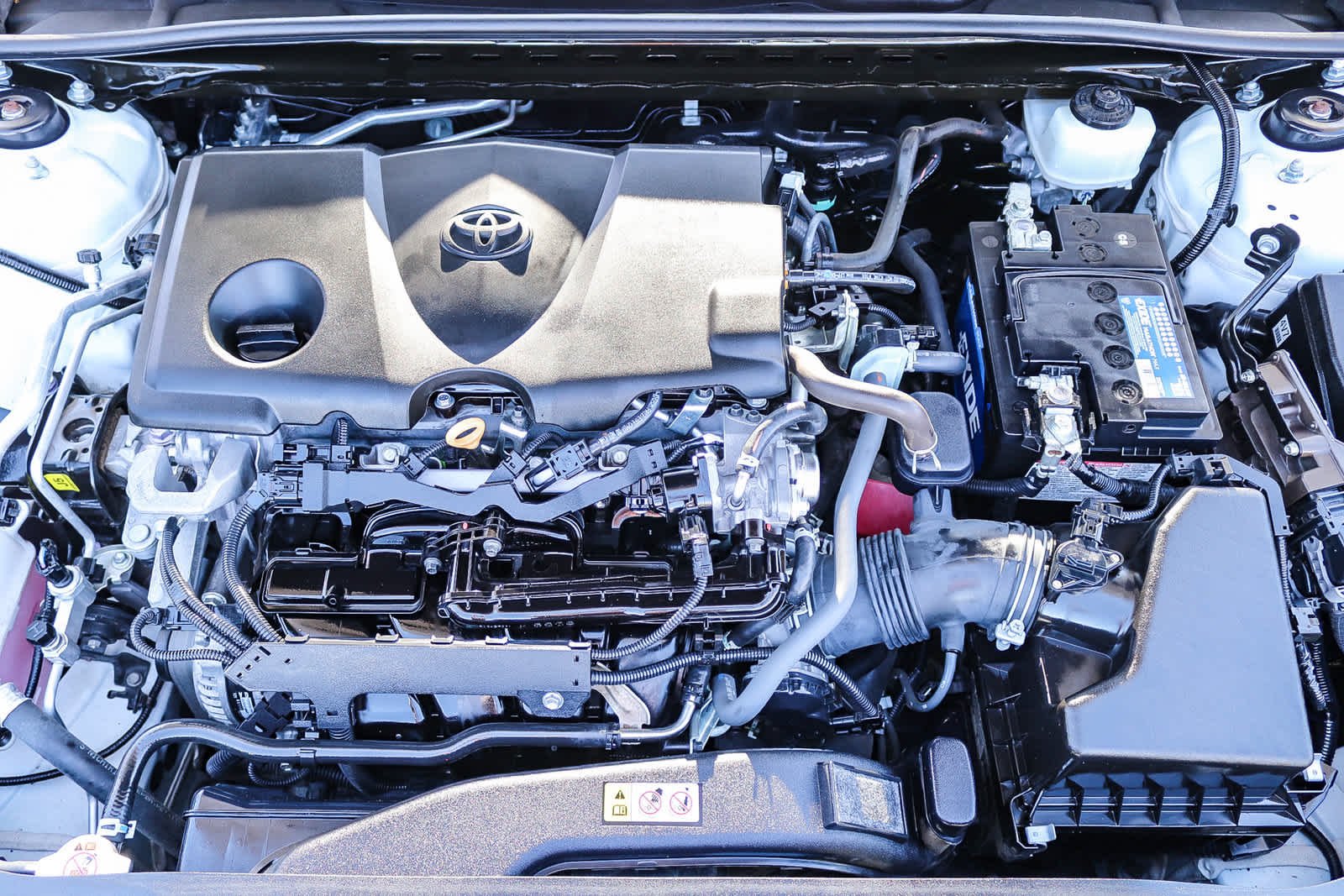 Used 2023 Ice Cap Toyota SE image 26