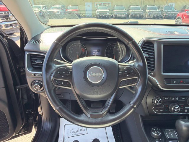 Used 2019 Black Jeep Trailhawk image 25