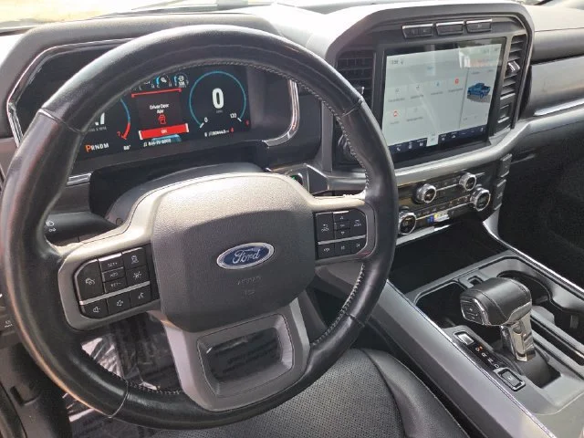 Used 2021 Black Metallic Ford LARIAT image 41