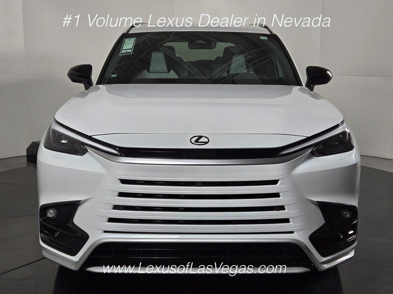2026 Lexus TX 500h F-Sport - Photo 8