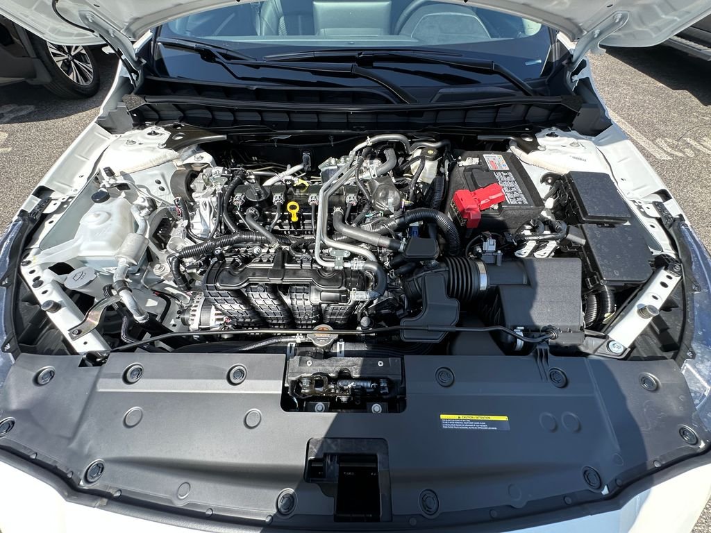 New 2026 White Nissan 2.5 SR image 22