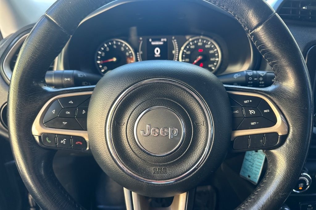 Used 2016 Black Jeep Latitude image 24